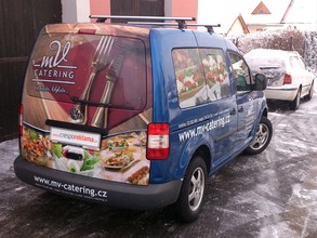 mV catering | Reklamní polep užitkového vozu - VW CADDY